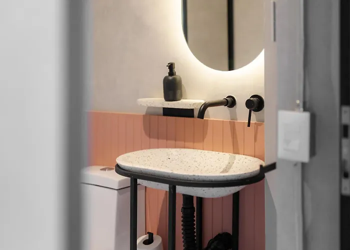 Outsite Roma Sur - Work, Connect, Explore Hotel *