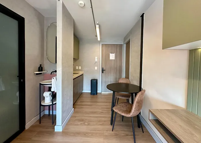 Outsite Roma Sur - Work, Connect, Explore Hotel *